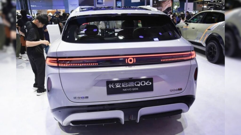 New Changan Nevo Q06 rear look