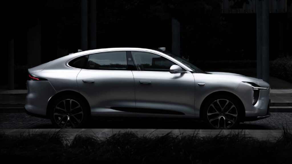 updated IM LS6 SUV
