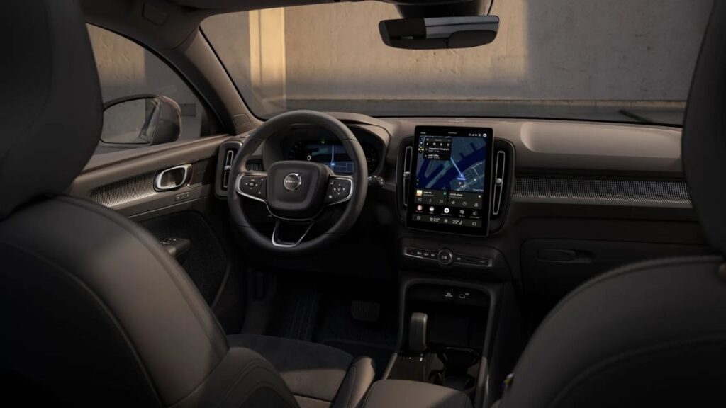 volvo ec40 facelift Cabin