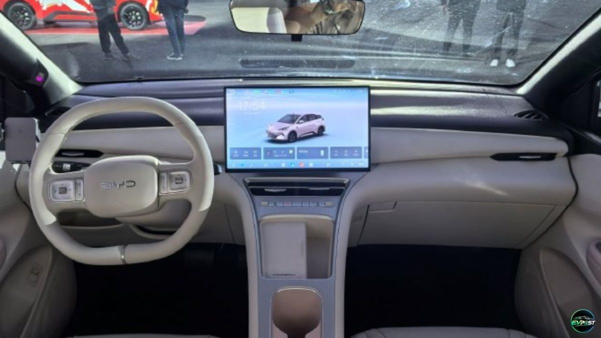 New-Gen BYD Seagull Cabin