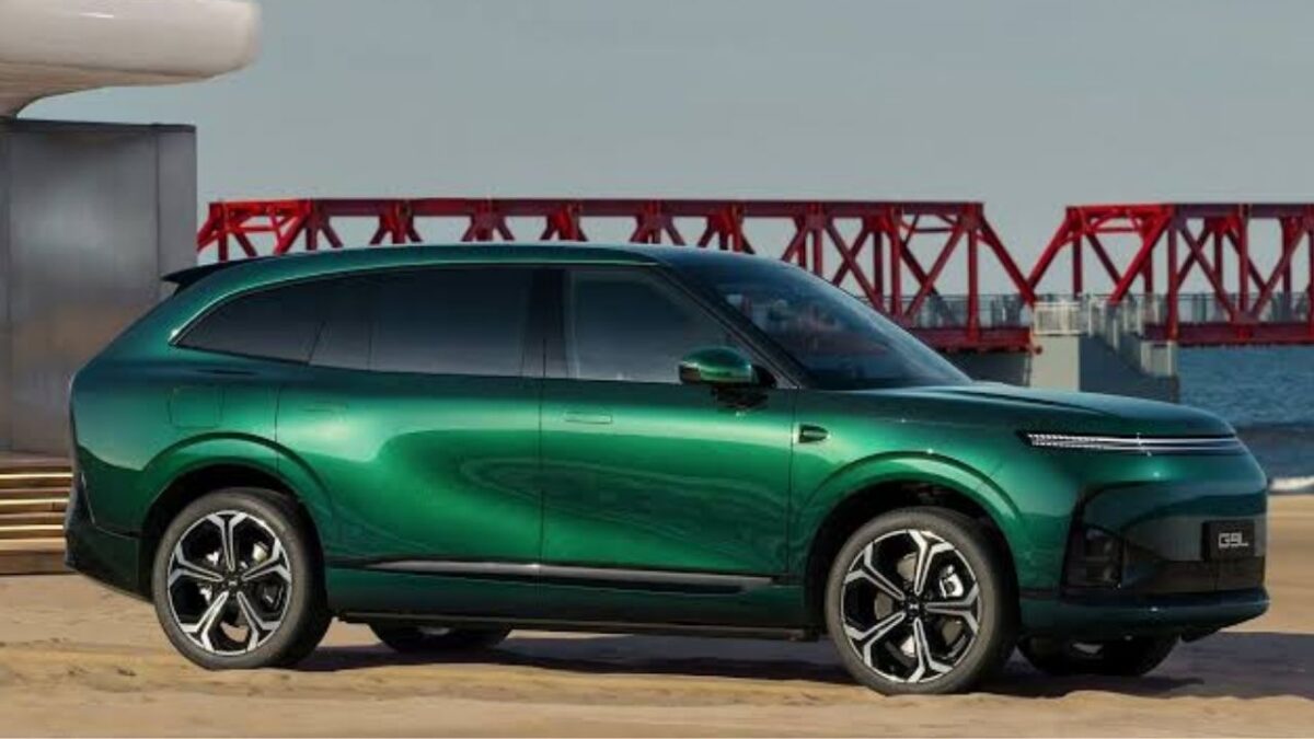 Xpeng G9L sideview